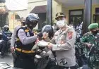 PPKM Diperpanjang, Polrestabes Bagikan 20 Ton Beras