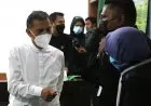 Ajay Kena 2 Tahun, Ruang Sidang Bergemuruh, Ada yang Nangis
