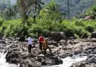 Helmi Takjub Potensi Wisata Air Panas di Cisewu Selatan Garut