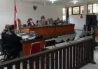 Didakwa Terima Gratifikasi, Ade Barkah dan Siti Aisyah Terancam 20 Tahun Penjara