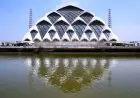 Foto: Proyek Pembangunan Masjid Al Jabbar Dilanjutkan
