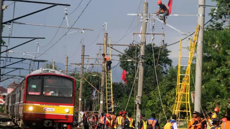 Terkait Musibah Anjloknya KRL, Bogor-Jakarta Tersendat