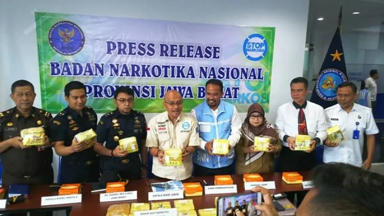 BNN Jabar Ungkap Kasus Penyelundupan 20 Kilogram Sabu