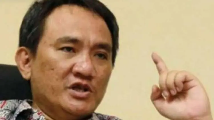 Andi Arief Beri Saran Pada Jokowi, 'Sebaiknya Ambil Cuti Kampanye'