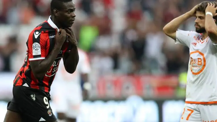 Balotelli Bikin Anak Asuh Patrick Vieira Kalah