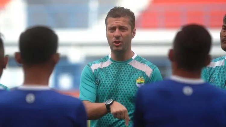 Sudah Tahu Peta Liga Indonesia, Radovic Segera Datangkan Pemain Baru