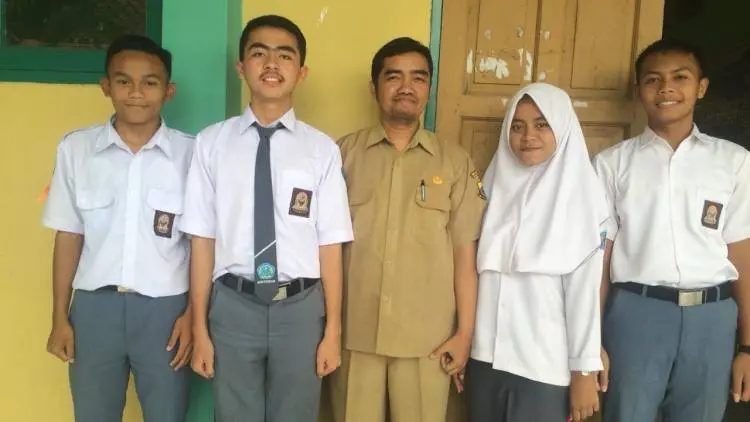 Pengabdian Guru Bahasa Arab