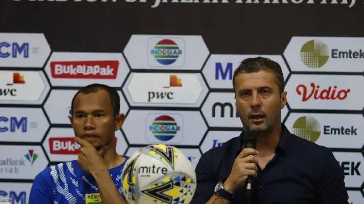 Masih Banyak Pemain 'Diparkir', Ini Kata Radovic