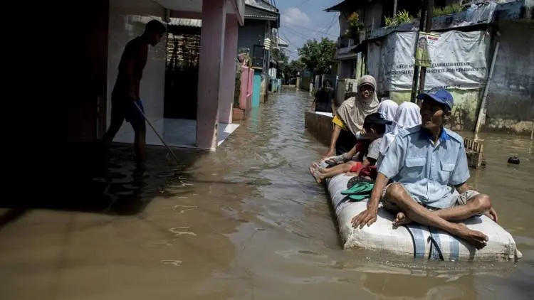 Banjir Meluas, Akses Jalan di Kab Bandung Terputus