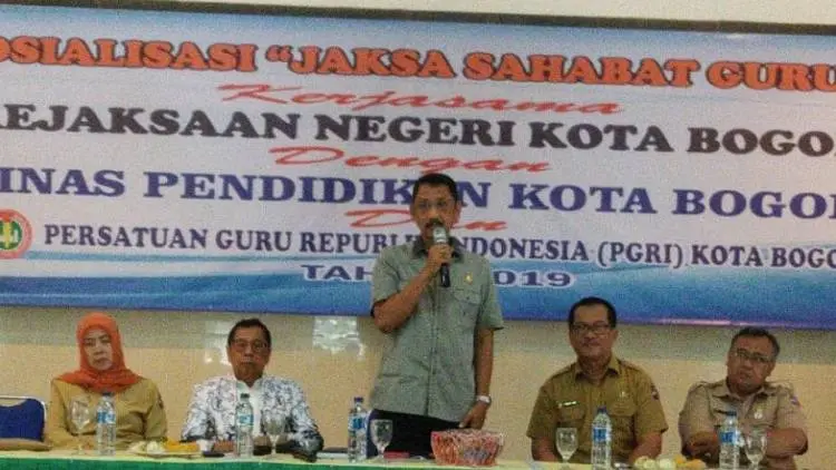 Kawal Guru Agar Tak Tergoda BOS dan DAK
