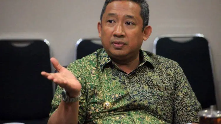 Pemkot Bandung Akan Tertibkan APK Melanggar
