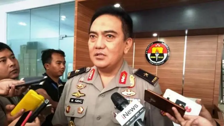 Polisi Bantah Andi Arief Ditangkap Bersama Wanita