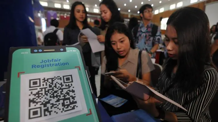 Disnaker Karawang Siapkan Aplikasi Khusus Pencari Kerja