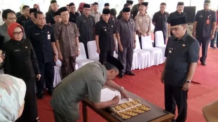 Ajay Mutasi 189 ASN di Pemkot Cimahi