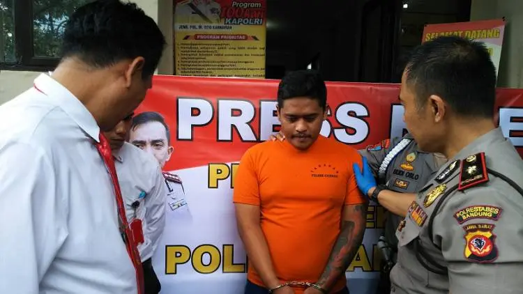 Sadis, TS Aniaya Tetangganya dengan Obeng dan Batu hingga Tewas