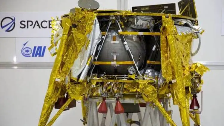 Robot Israel Bonceng Satelit Indonesia ke Bulan, Kok Bisa?