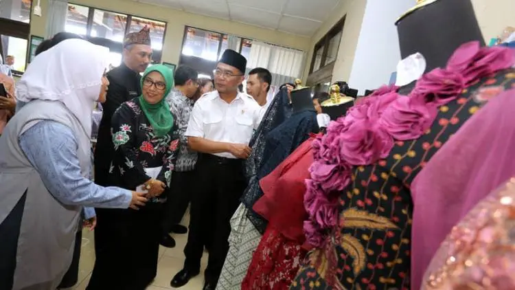 Guna Revitalisasi SMK, Kemendibuk Siapkan Bantuan