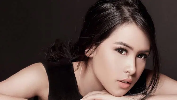 Maudy Ayunda Sampaikan Pemikirannya di Sosmed
