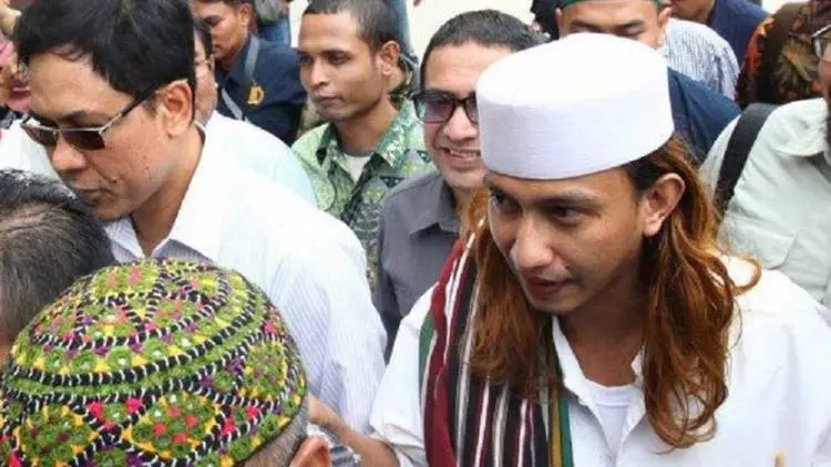 Kejati Jabar Limpahkan Kasus Bahar Bin Smith ke PN Bandung