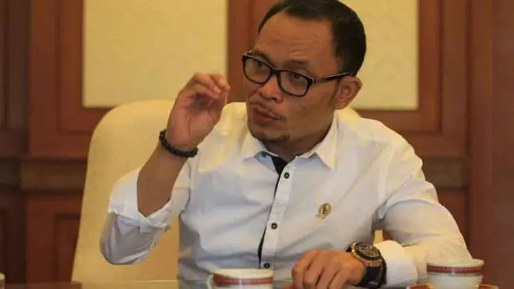 Pengusaha dan Serikat Pekerja Wajib Sambut Revolusi Industri 4.0