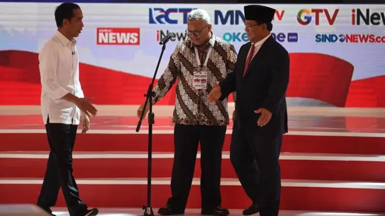 Debat Capres, Prabowo Berapi-Api, Jokowi Tinggalkan Meja Podium