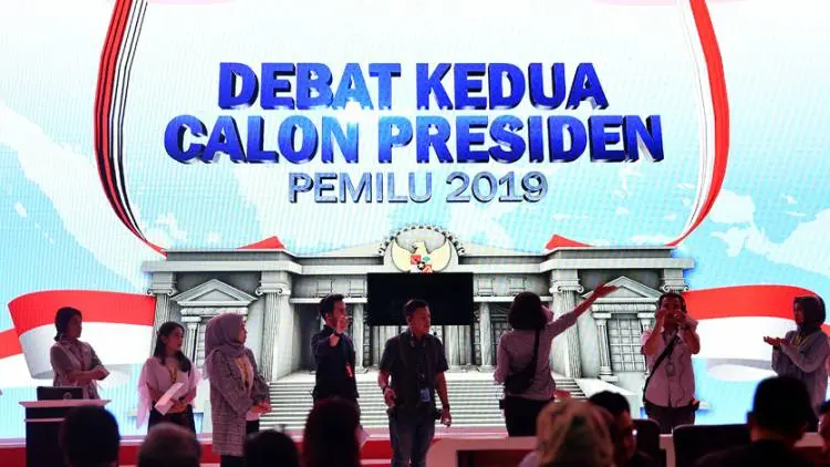 Jelang Debat Capres, Ratusan Undangan Datangi Hotel Sultan