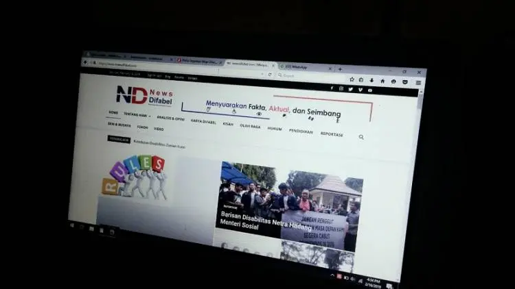 Keren, Penyandang Disabilitas di Bandung Bikin Media Online