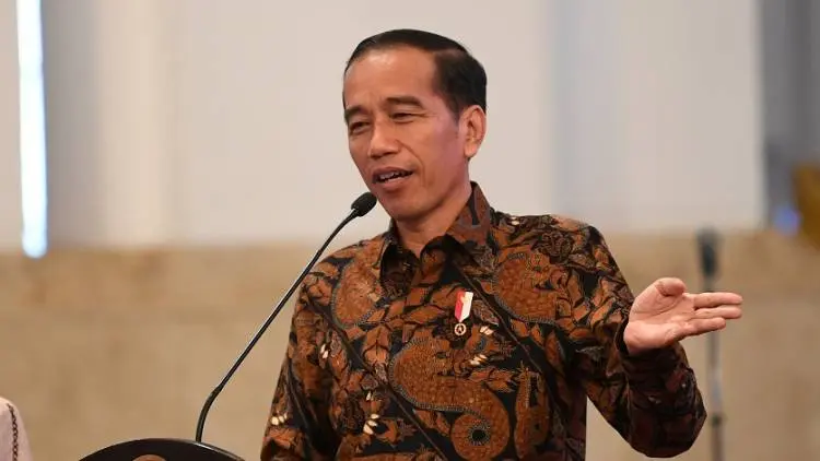 'Tagar #UninstallJokowi Mendunia, Bule Sampai Bingung'