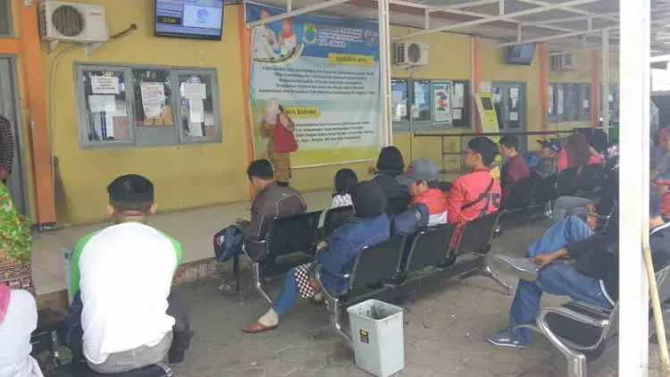 Calo Terang-terangan Tawarkan Jasa di Kantor Disdukcapil Cianjur
