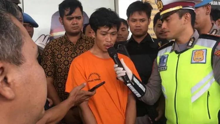 (Video) Hiks...Penuh Sesal, Adi si Perusak Motor Nangis Minta Maaf