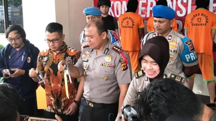 Polisi Ciduk Komplotan Pencuri Sadis Bersenpi