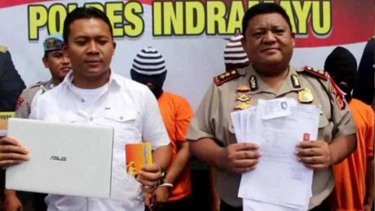 Lanjutkan Ndan...Polisi Ringkus Penjual ABG di Indramayu