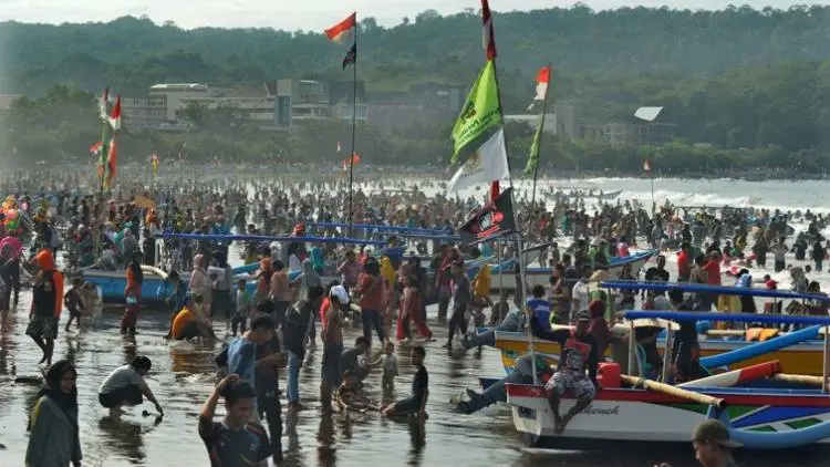 Jabar Bidik Kunjungan Wisatawan 100 Juta Orang 