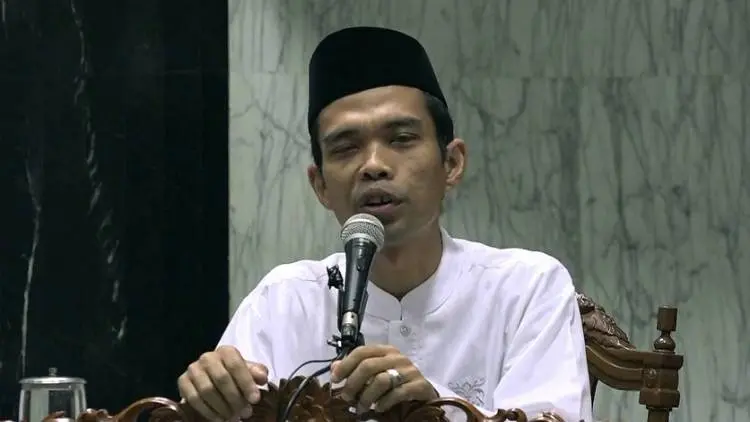 (Video) UAS: Yang Gaji Kamu Allah, Jangan Sombong!