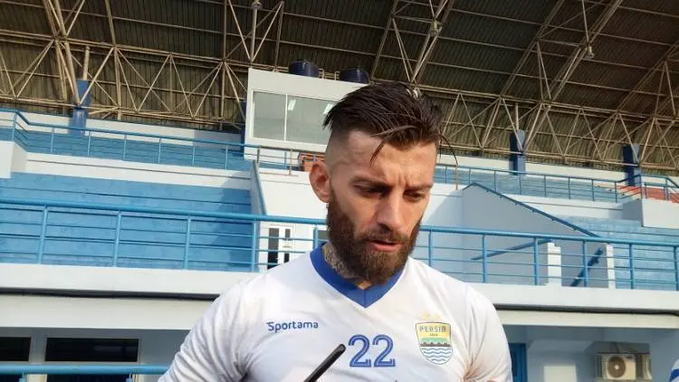 Igbonefo Hengkang, Bojan: Kalau Saya Glen, Saya Tambah Uangnya