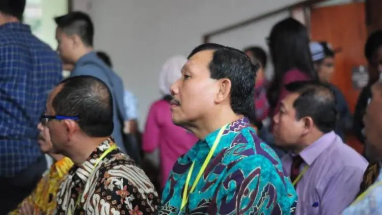 Dicecar Jaksa KPK, Sekda Iwa Karniwa Pelintat-pelintut