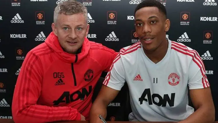 Karena Solskjaer, Martial hingga 2024 di Man United