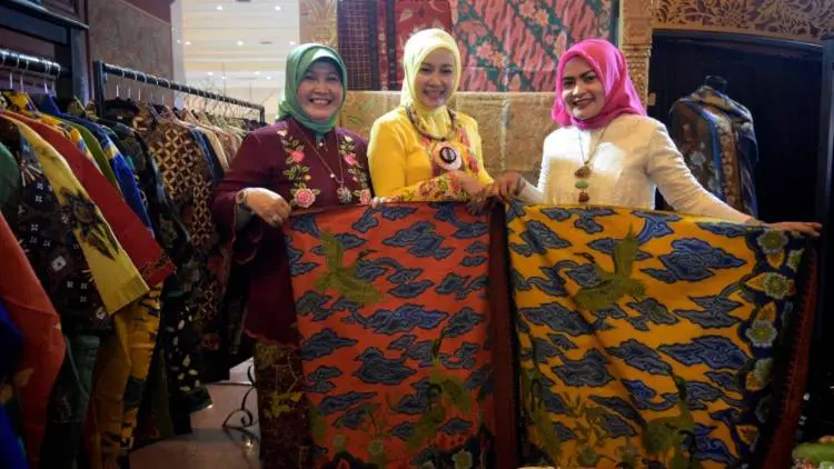 Keren, Batik Ridwan Kamil Dipamerkan Di Legenda Batik Nusantara