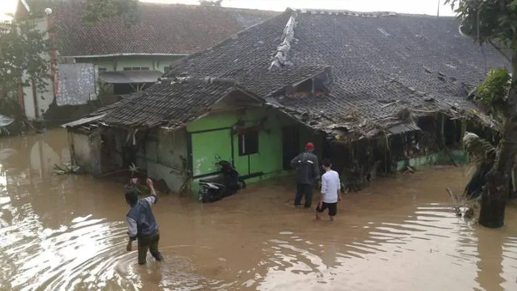 Pemkab Garut Atasi Banjir Dengan Membuat Saluran Besar