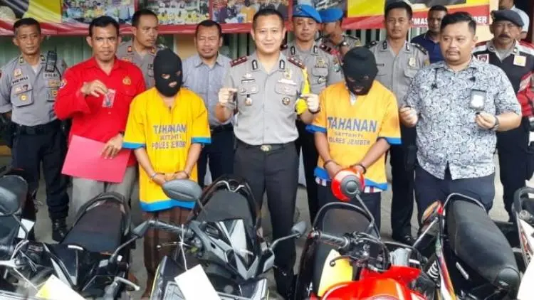 Dua Petani Ini Ternyata Spesialis Penadah Motor Curian