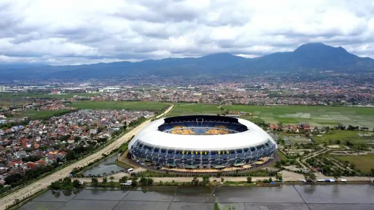 Sungguh Terlalu, Maling Curi Aki Genset Stadion GBLA