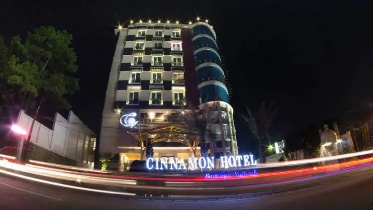 Yuk, Ibadah Sambil Liburan di Cinnamon Hotel 