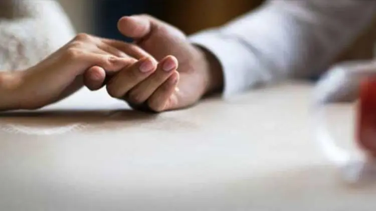 Wanita Anshar Menolak Jimak dengan Gaya Bervariasi