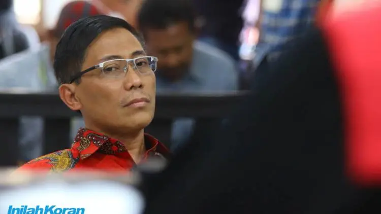 Di Pengadilan, Bupati Cirebon Nonaktif Sunjaya Berkelit