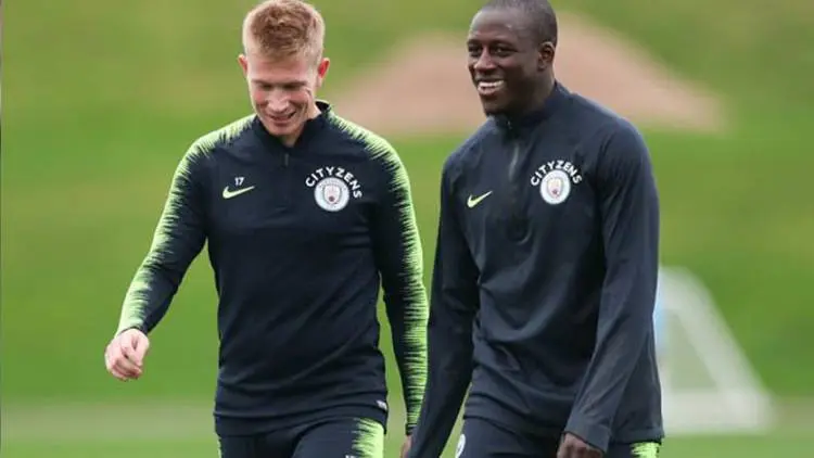 Lawan Burton, Cukuplah Man City Turunkan Lapis Kedua