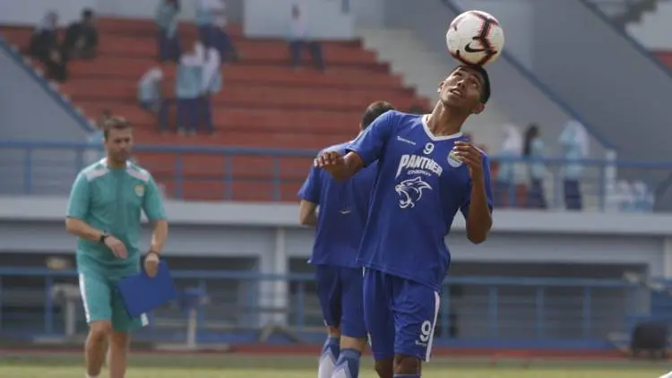 Ngeri...Duo Ternate Persib, Frets Butuan-Ardi Idrus