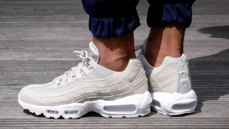 Ini Sneaker yang Ngetren di Tahun 2019