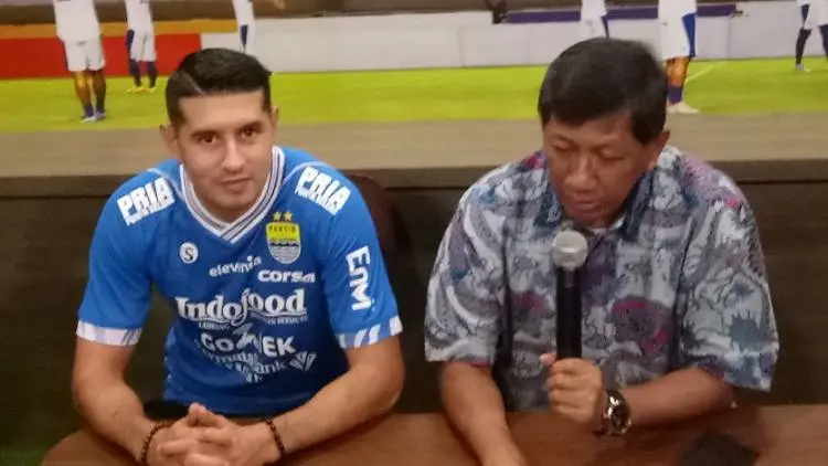 Demi Persib, Vizcarra Tolak Pinangan 10 Klub