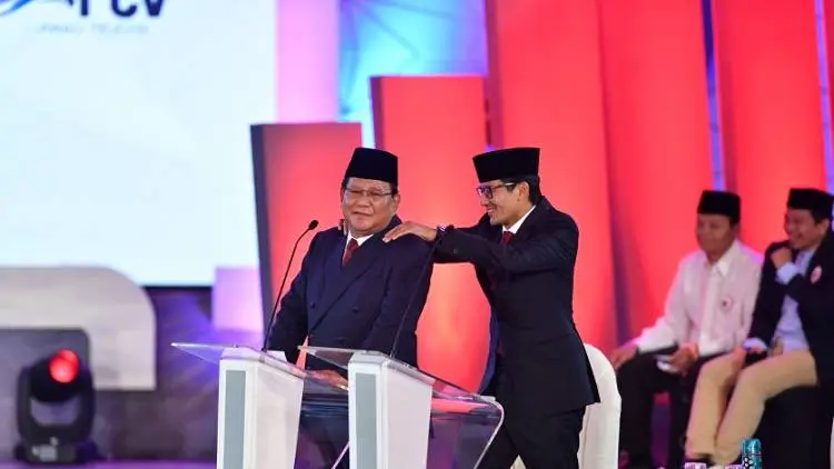 Kocak...Pijatan Sandi Saat Prabowo Keluarkan Joget Andalan