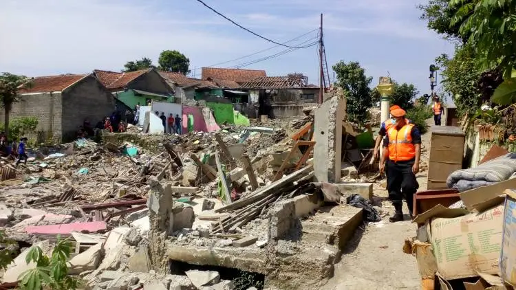 KAI Berikan Kompensasi untuk 1.077 Bangunan